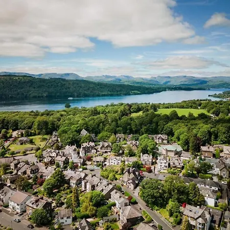 Queen's Loft * Windermere