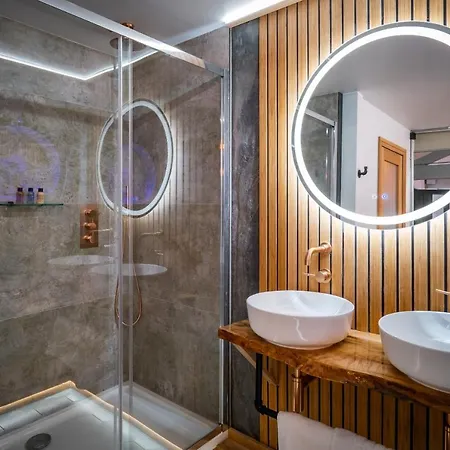 Queen's Loft Windermere